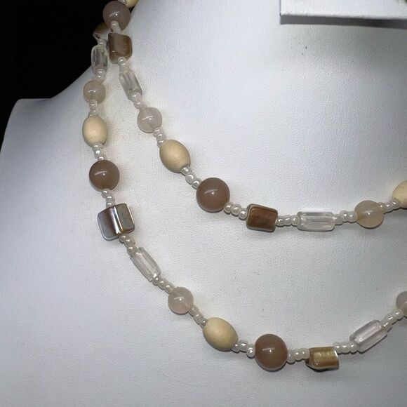 Vintage Bead and Abalone Necklace - Picture 2 of 6